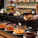 Ramada Plaza By Wyndham Atakoy ホテル 4*