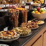 Ramada Plaza By Wyndham Atakoy ホテル