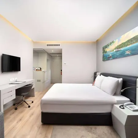 Hotel Ramada Plaza By Wyndham Atakoy Estambul