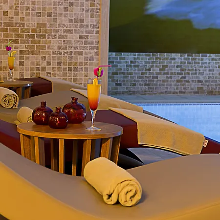 Hotell Ramada Plaza By Wyndham Atakoy Istanbul