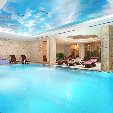 Ramada Plaza By Wyndham Atakoy Hotel