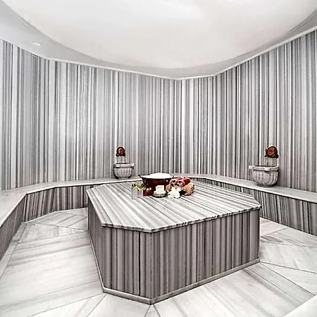 Ramada Plaza By Wyndham Atakoy 4* Estambul