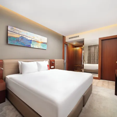 Ramada Plaza By Wyndham Atakoy Hotel