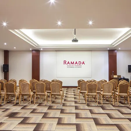 Hotell Ramada Plaza By Wyndham Atakoy