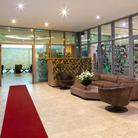 Hotell Ramada Plaza By Wyndham Atakoy 5*