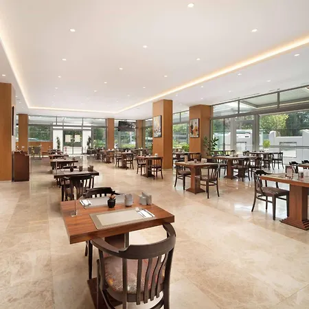 Ramada Plaza By Wyndham Atakoy Hotell 5*